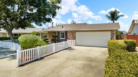 309 Hatfield Ct, Patterson, CA 95363 photo 2