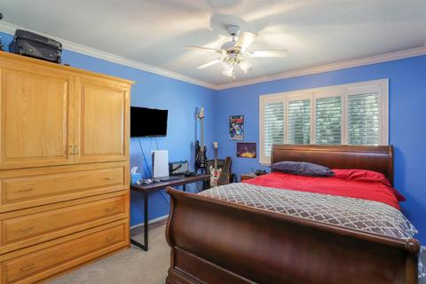 242 Rainier Dr, Lodi, CA 95242 photo 33