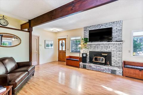 11260 Edward Dr, Grass Valley, CA 95949 photo 4