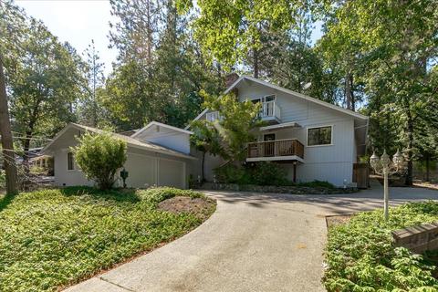 11260 Edward Dr, Grass Valley, CA 95949 photo 2