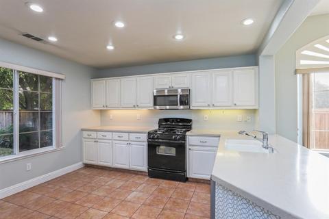 3501 Kentfield Ct, Modesto, CA 95355 photo 11