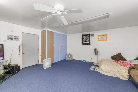 2905 Garfield Ave, Carmichael, CA 95608 photo 29