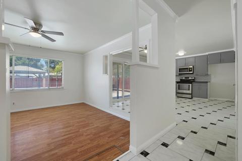 1385 Mitchell Ln, Manteca, CA 95336 photo 8
