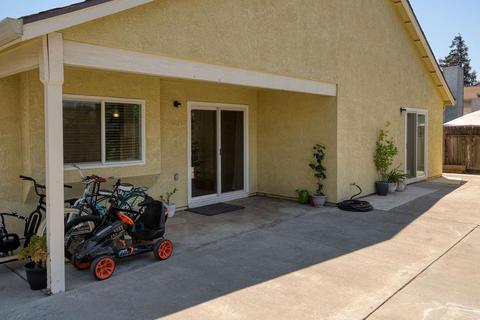 2513 Manor Oak Dr, Modesto, CA 95355 photo 10