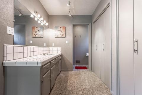 933 Dyer Ln, Modesto, CA 95350 photo 22