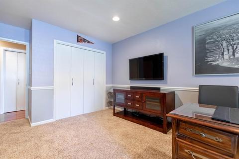 933 Dyer Ln, Modesto, CA 95350 photo 16