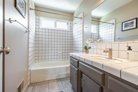 933 Dyer Ln, Modesto, CA 95350 photo 23