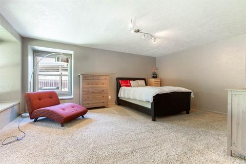 933 Dyer Ln, Modesto, CA 95350 photo 20