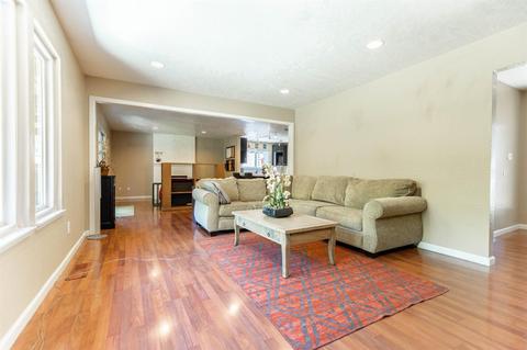 933 Dyer Ln, Modesto, CA 95350 photo 7