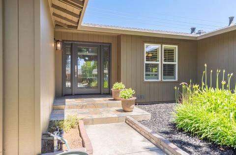 933 Dyer Ln, Modesto, CA 95350 photo 3