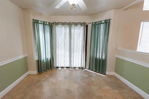 3044 Wolfe Ct, Antelope, CA 95843 photo 4