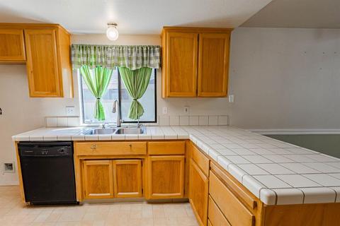 3044 Wolfe Ct, Antelope, CA 95843 photo 7