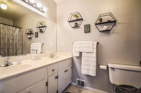 908 Momney Ct, Modesto, CA 95355 photo 45