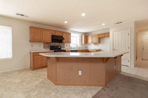 425 Sanderling Dr, Patterson, CA 95363 photo 9