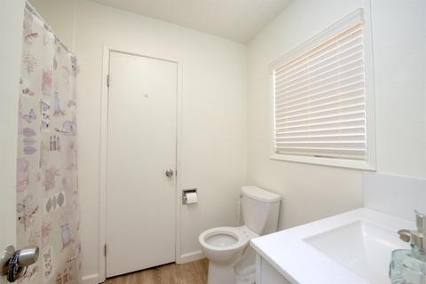 132 6th St, Gustine, CA 95322 photo 11