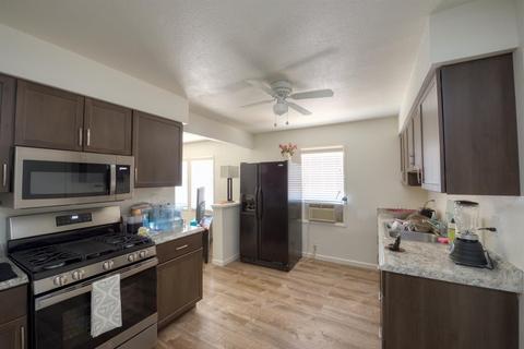 132 6th St, Gustine, CA 95322 photo 7