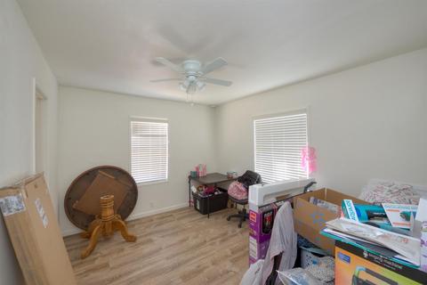 132 6th St, Gustine, CA 95322 photo 9
