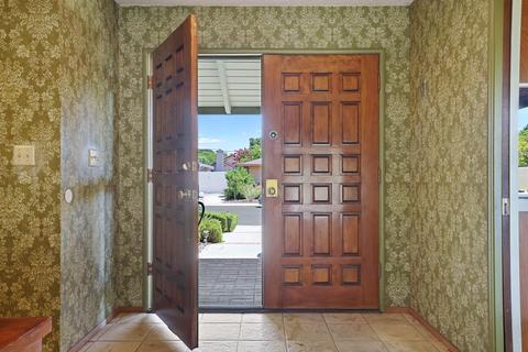 1817 Devonshire Ave, Modesto, CA 95355 photo 7