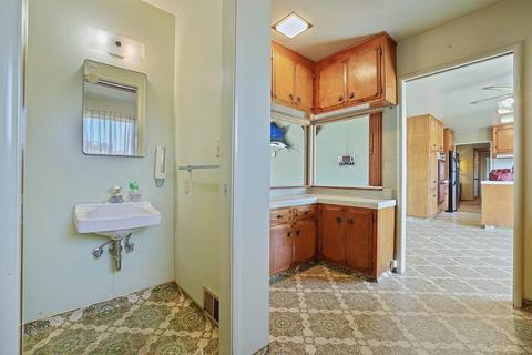 1817 Devonshire Ave, Modesto, CA 95355 photo 32