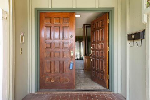 1817 Devonshire Ave, Modesto, CA 95355 photo 2
