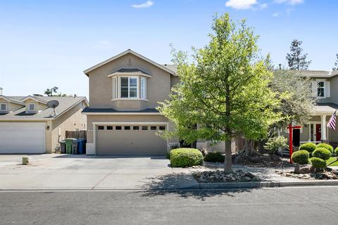 242 Meandering Ln, Turlock, CA 95382 photo 2