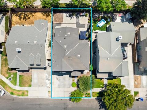 242 Meandering Ln, Turlock, CA 95382 photo 5