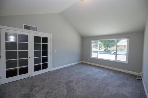 1521 Palmdale Dr, Modesto, CA 95355 photo 5