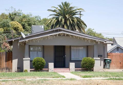 506 12th St, Modesto, CA 95354 photo 2