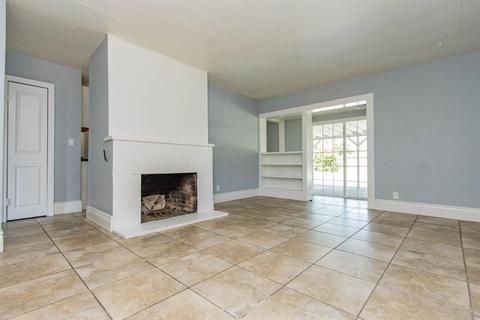 1114 Hilltop Ln, Modesto, CA 95358 photo 9