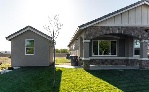 333 S Austin Rd, Manteca, CA 95336 photo 4