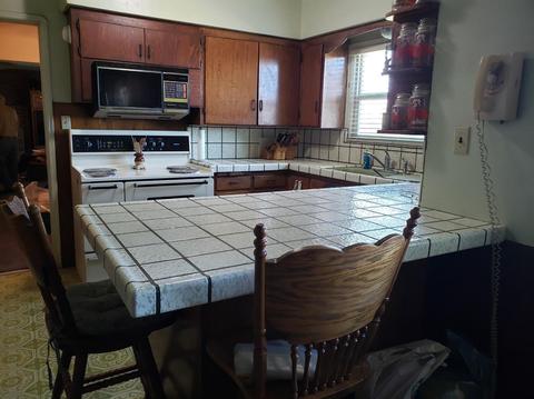427 E Harney Ln, Lodi, CA 95242 photo 5