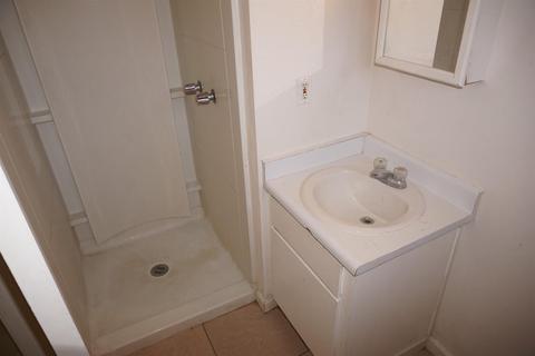 5025 Estates Dr, Modesto, CA 95357 photo 8