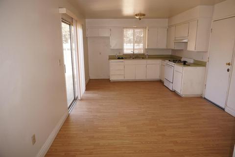 5025 Estates Dr, Modesto, CA 95357 photo 3