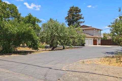 400 Weyer Rd, Modesto, CA 95357 photo 2