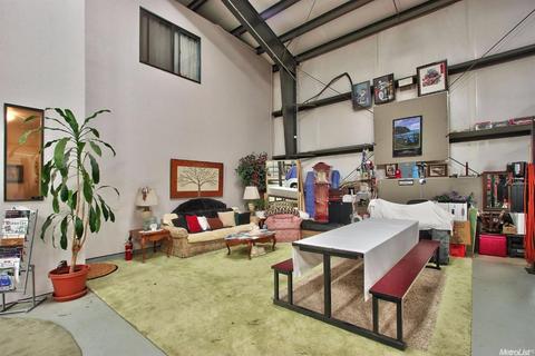5888 E Harney Ln, Lodi, CA 95240 photo 7