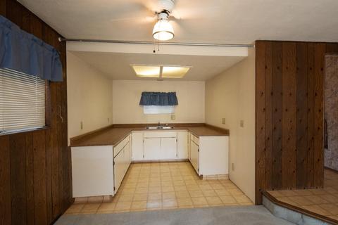652 E North St, Manteca, CA 95336 photo 17
