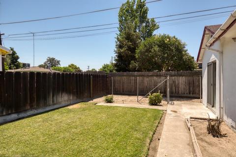 652 E North St, Manteca, CA 95336 photo 4