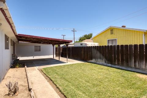 652 E North St, Manteca, CA 95336 photo 3