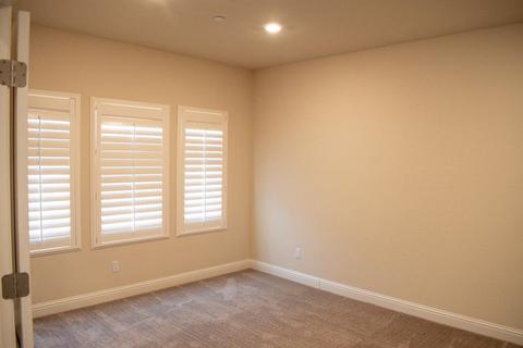 160 Royce Ln, Merced, CA 95348 photo 6