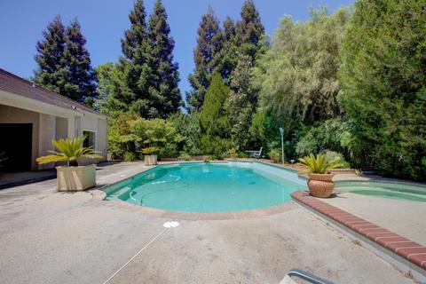 3213 Papillon Ct, Modesto, CA 95356 photo 6