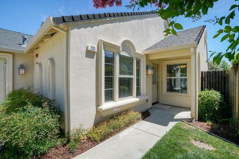 731 Young Ct, Galt, CA 95632 photo 4