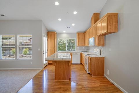 731 Young Ct, Galt, CA 95632 photo 10