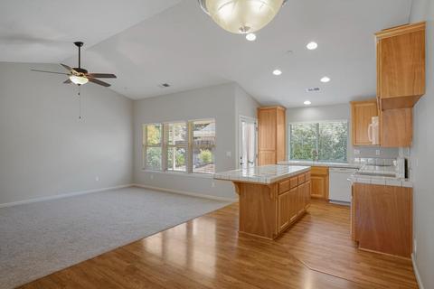 731 Young Ct, Galt, CA 95632 photo 9