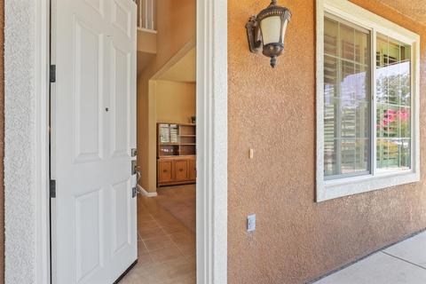 2100 Thomas Taylor Dr, Hughson, CA 95326 photo 4