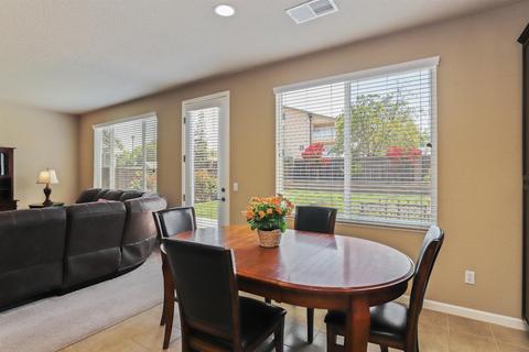 2100 Thomas Taylor Dr, Hughson, CA 95326 photo 12