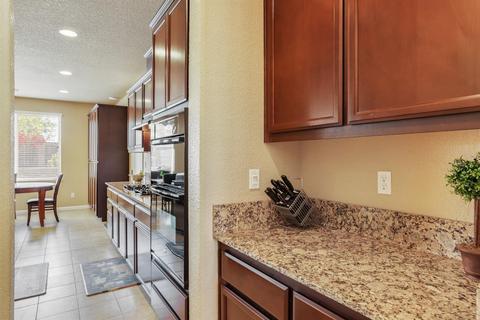 2100 Thomas Taylor Dr, Hughson, CA 95326 photo 8