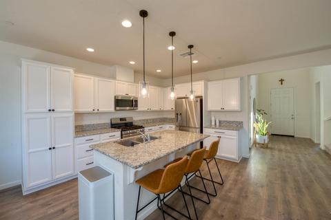 21236 Grapevine Dr, Patterson, CA 95363 photo 9