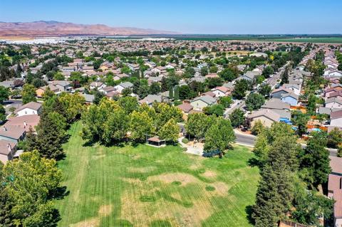 420 Sanderling Dr, Patterson, CA 95363 photo 32
