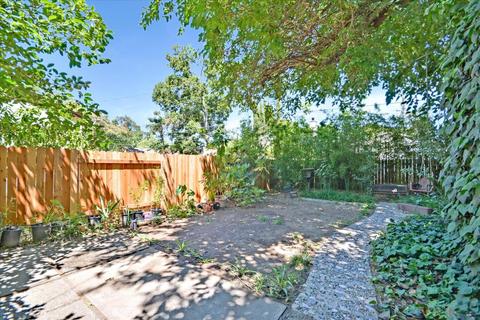 1700 Madrone Ln, Davis, CA 95618 photo 30