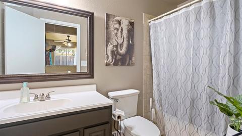 809 Grand Central Dr, Modesto, CA 95351 photo 24